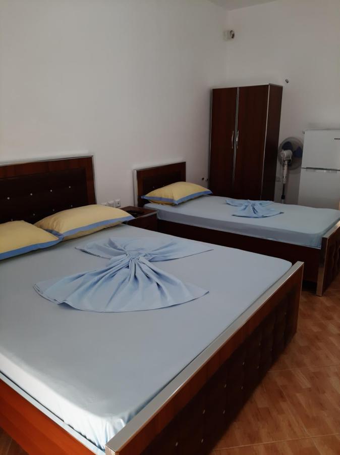 Rock Star-Pllakat Bed & Breakfast Sarandë Eksteriør bilde