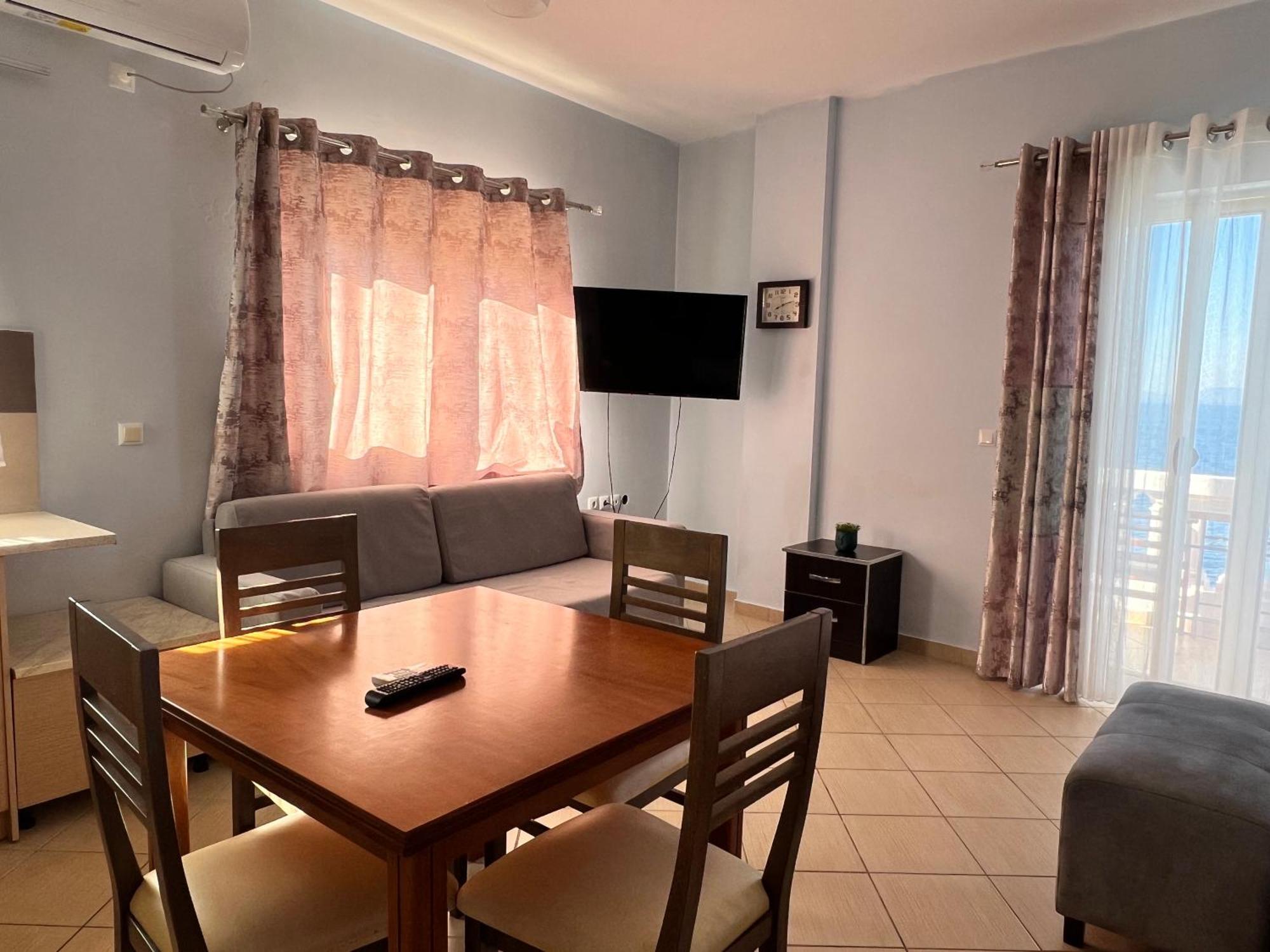 Rock Star-Pllakat Bed & Breakfast Sarandë Eksteriør bilde