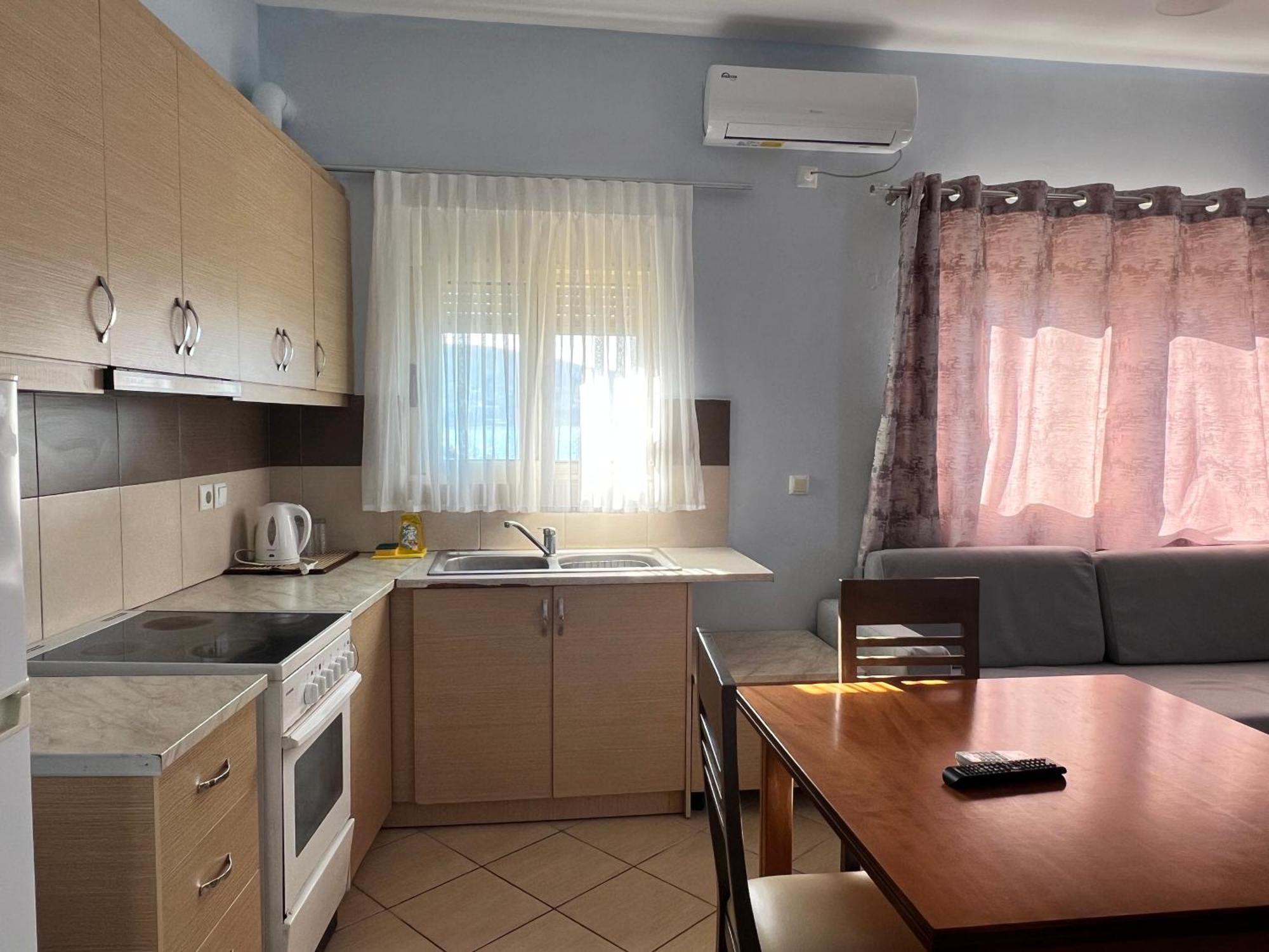Rock Star-Pllakat Bed & Breakfast Sarandë Eksteriør bilde