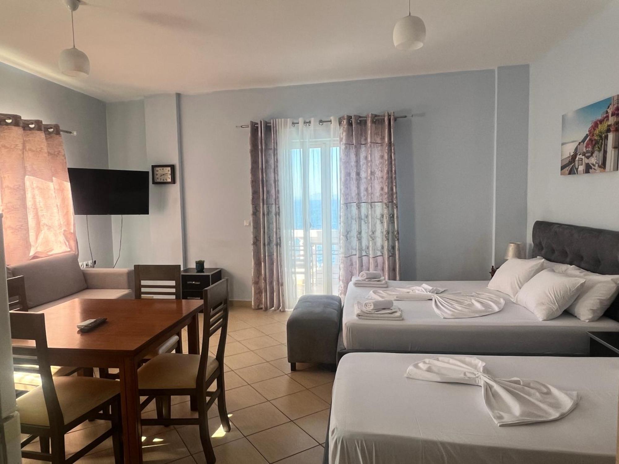 Rock Star-Pllakat Bed & Breakfast Sarandë Eksteriør bilde